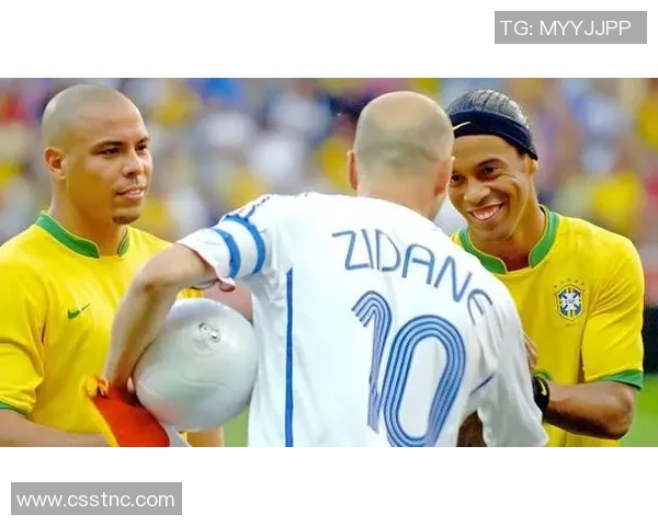 回顾2011年足球明星的辉煌时刻与成就，重温那一年绿茵场上的传奇瞬间